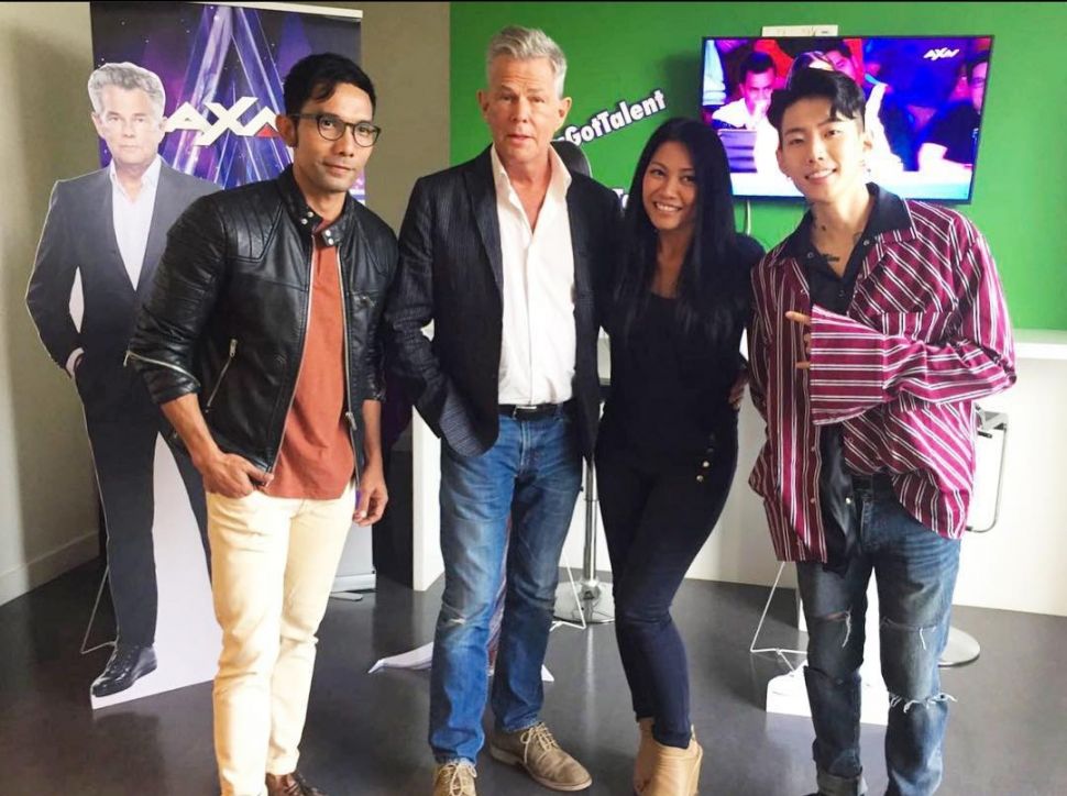 Potret Indra Herlambang Bareng Artis Korea. (Instagram/@indraherlambang)