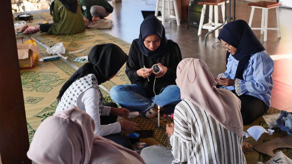 Challenge membuat kerajinan dari sampah (Yoursay)