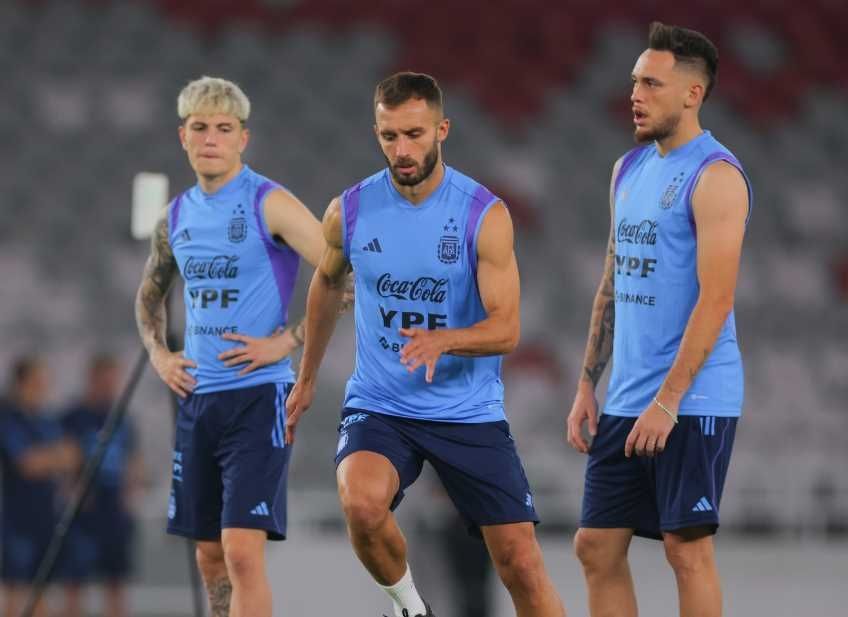 Para pemain timnas Argentina saat menjalani latihan di Stadion Utama Gelora Bung Karno (SUGBK), Senayan, Jakarta pada Sabtu (17/6/2023). [Instagram/@afaselecon]