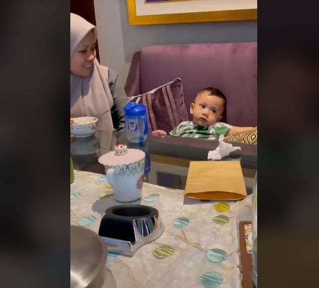 Momen Rayyanza Ngobrol Pakai Bahasa Sunda dengan Nicky Astria. (TikTok/rieta_amilia)