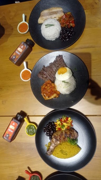 Restoran El Toro hadir dengan menu hidangan yang menyajikan makanan khas Latin dan Karibia. (Fajar/Suara.com)