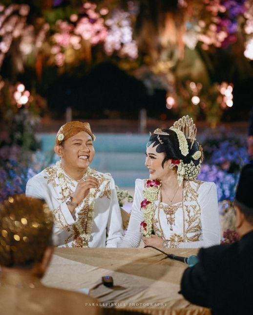 Potret Akad Nikah Denny Caknan dan Bella Bonita (Instagram/@faralljibrill_official)