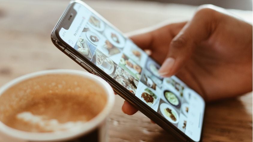 Ilustrasi Instagram (Pexels/Kerde Severin)