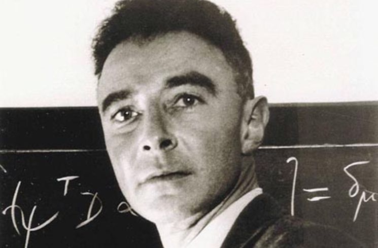 Biodata Lengkap Oppenheimer. (BBC)