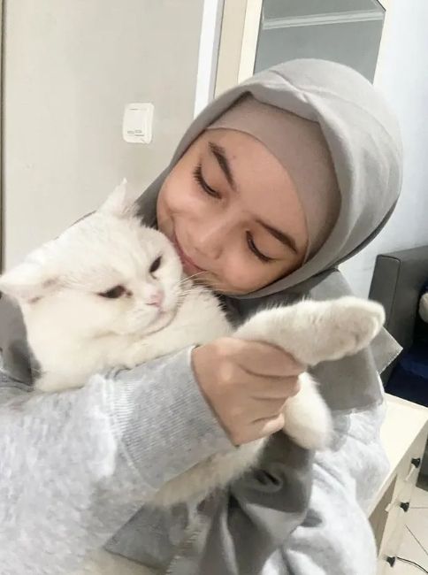 Potret Sienna Anak Marshanda Berhijab. (Instagram/benkasyafani)