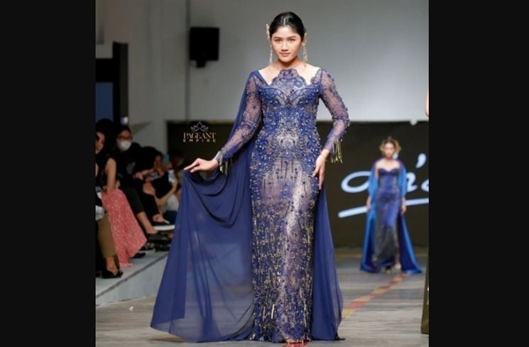 Potret Erina Gudono Tampil di Catwalk JF3 Fashion Festival. (Instagram/@jf3_fashionfest)