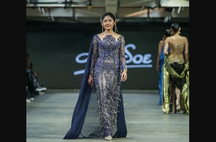 Potret Erina Gudono Tampil di Catwalk JF3 Fashion Festival. (Instagram/@jf3_fashionfest)