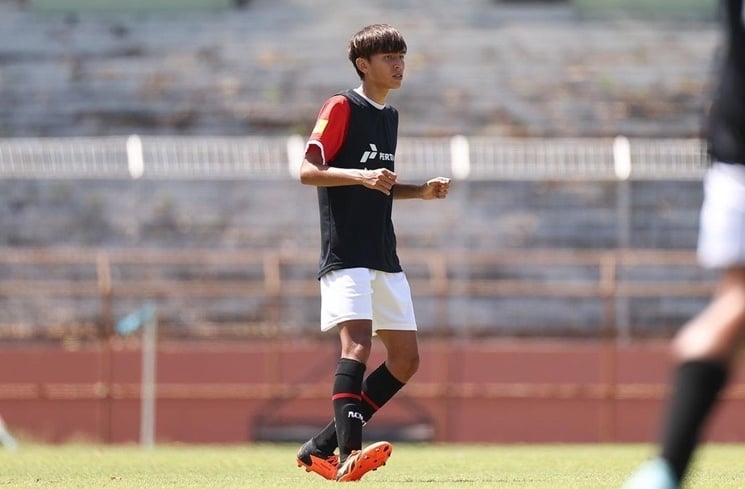 Potret Anak Darius Sinathrya Seleksi Timnas U-17. (Instagram/@lionel.sinathrya)