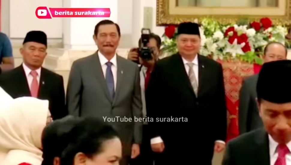 Momen Luhut Binsar dan Airlangga Hartato Senyum-senyum Lihat Presiden Jokowi Salting (YouTube)