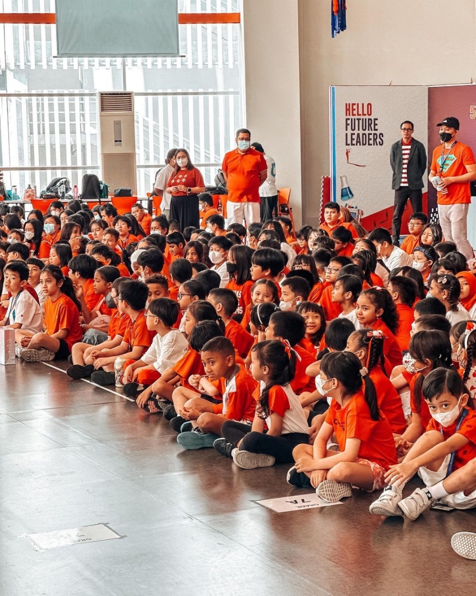 Potret Gading dan Gisel Temani Gempi Lomba 17-an di Sekolah. (Instagram/gisel_la)