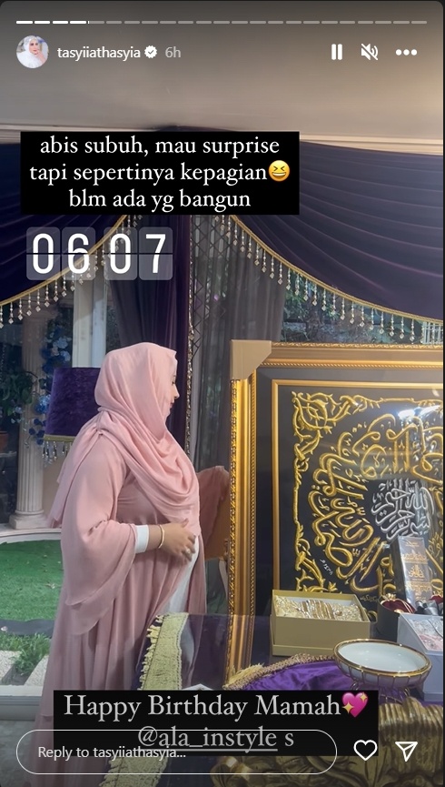 Tasyi membuat kejutan untuk ibunya (Instagram)