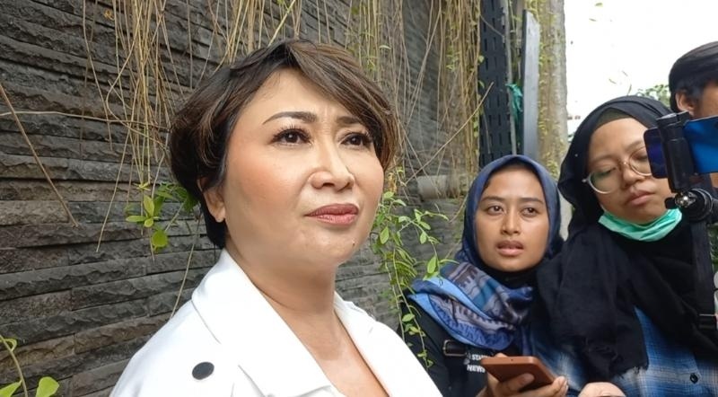 Indy Barends ditemui di kawasan Jalan Kapten P Tendean, Jakarta Selatan, Senin (28/8/2023). [Tiara Rosana/Suara.com]