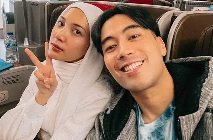 Seleb Dikritik saat Umrah (Instagram/@vidialdiano)