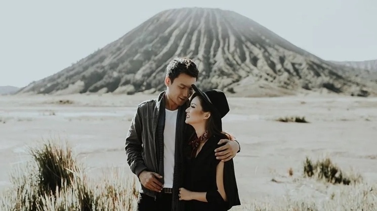 Artis Prewedding di Bromo (Instagram/@fendychow)