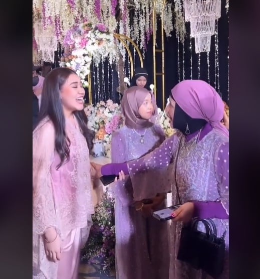 Momen Akrab Aaliyah Massaid dan Geni Faruk (TikTok/lovealthar)