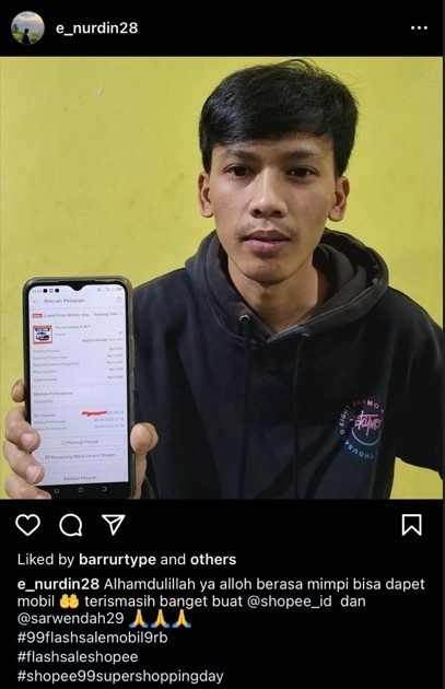 Nurdin Endang, pemuda asal Tasikmalaya, Jawa Barat yang berhasil memenangkan mobil Rp9 Ribu dari Live Streaming Flash Sale di Shopee Live. (Dok: Istimewa)