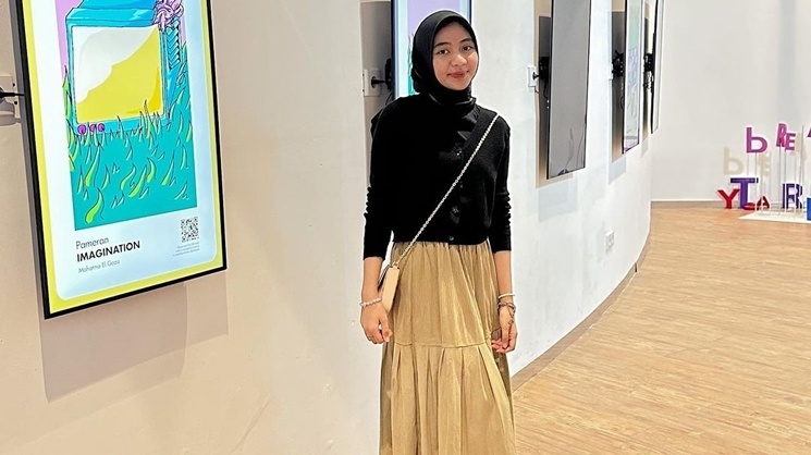 Potret Nur Ikrar Adik Asnawi Mangkualam (Instagram/@nkrarbhr)