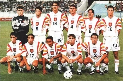 David Rodriguez-Fraile (nomor 10), saat memperkuat Timnas Spanyol di Piala Dunia U-17 1997. [FIFA.com]