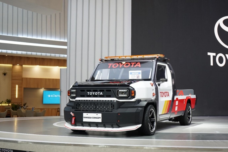 Toyota Rangga Concept saat dimodifikasi menjadi pace car. (Dok: Toyota Indonesia)