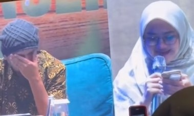 Viral Video Perempuan Curhat ke Hanan Attaki (Instagram)