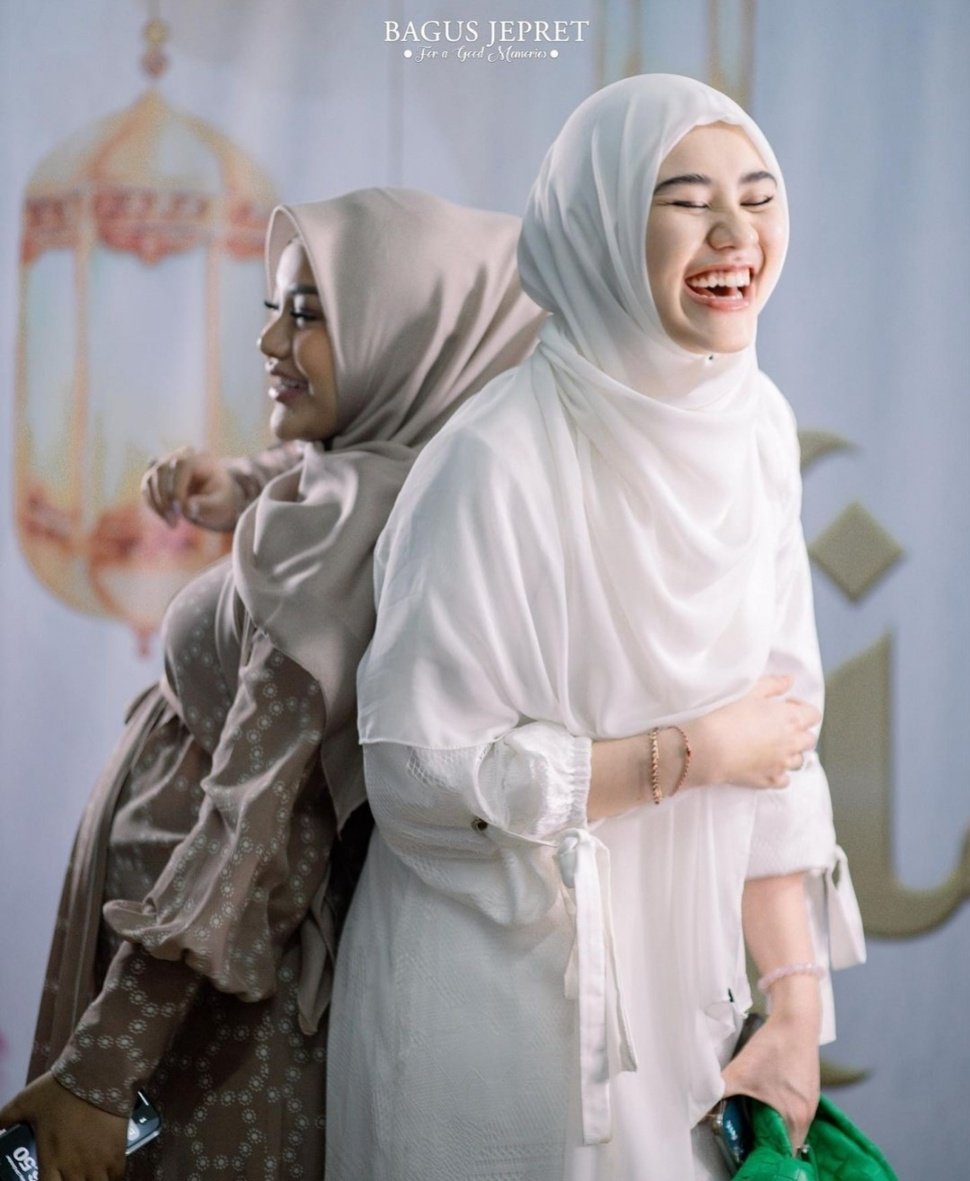 Penampilan Aaliyah Massaid Kenakan Hijab (Instagram/@aaliyah.massaid)