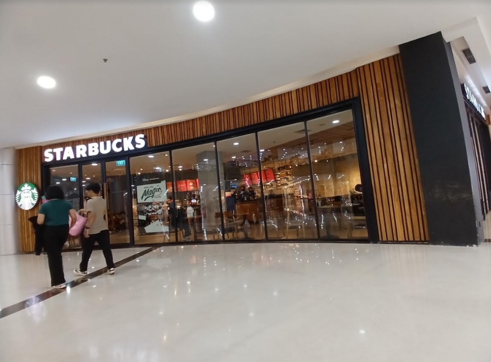 Membuktikan Kekuatan Ancaman Boikot Starbucks Usai Dukungan ke Israel. (Suara.com/Fajar Ramadhan)