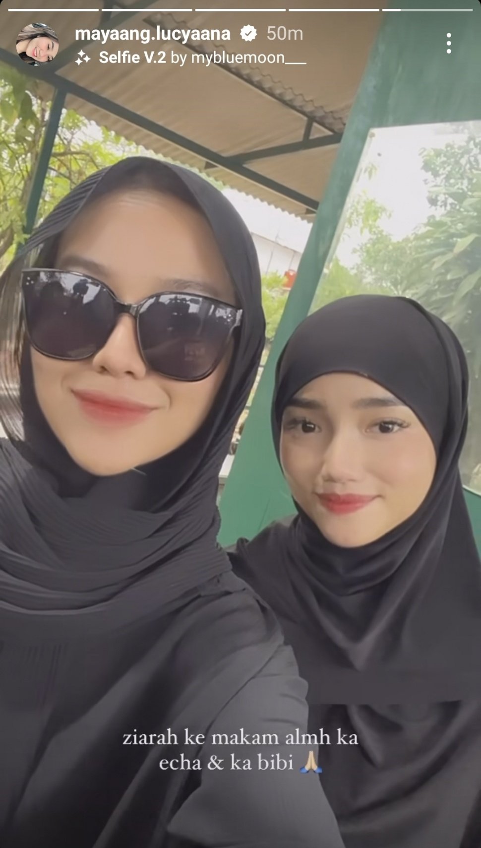 Potret Mayang dan Fuji Kompak Ziarah ke Makam Vanessa Angel dan Bibi (Instagram)