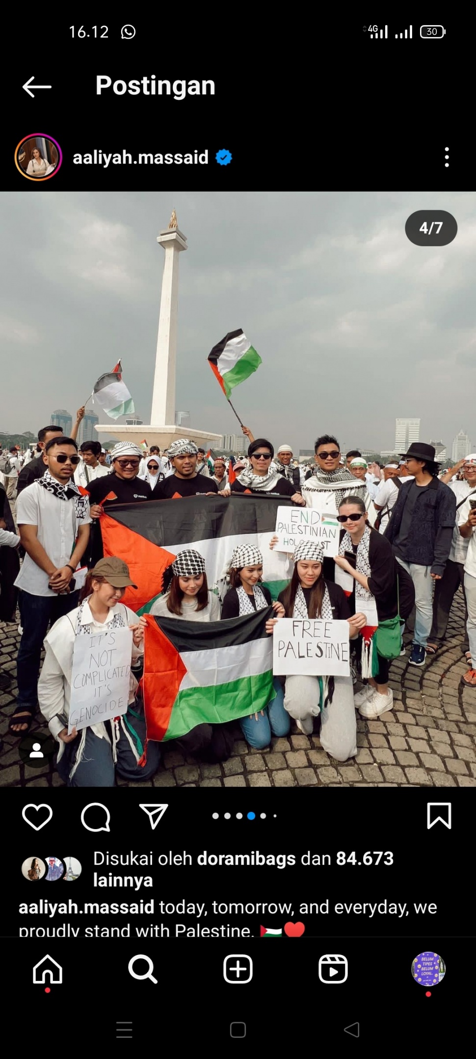 Aaliyah Massaid saat mengikuti aksi bela Palestina (Instagram/@aaliyah.masaid)