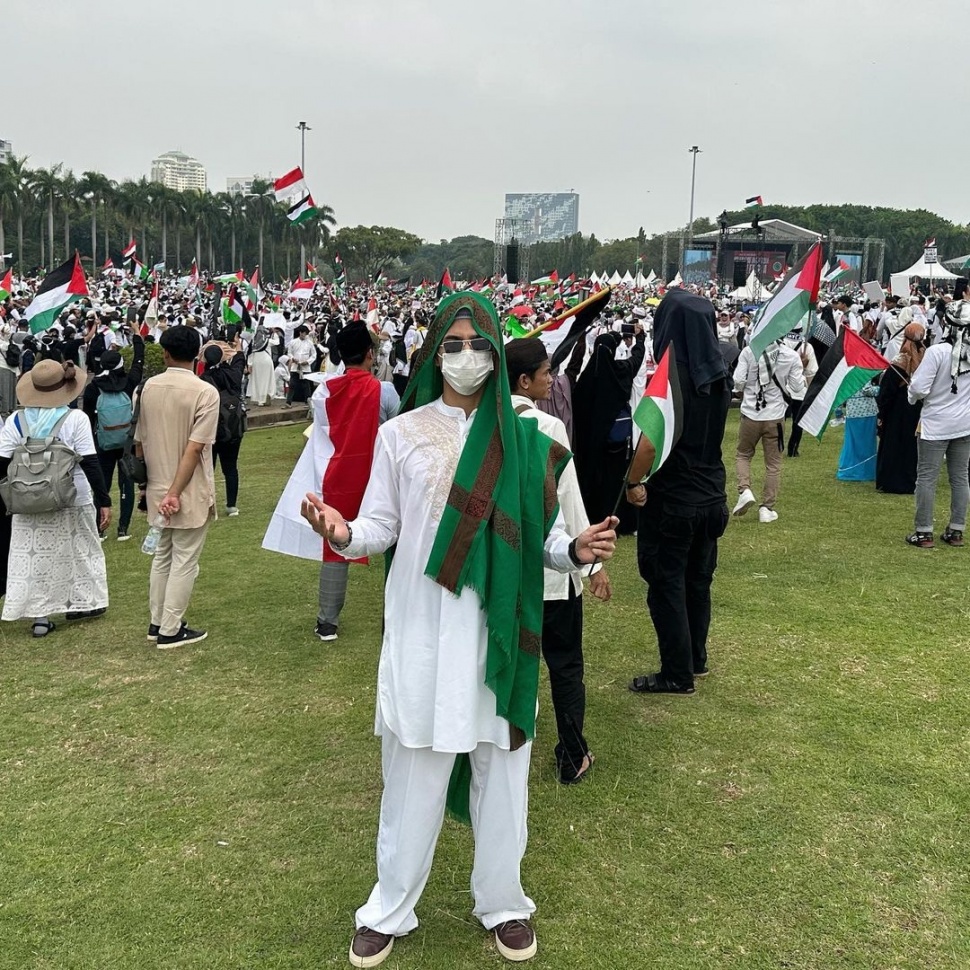 Artis Ikut Aksi Bela Palestina di Monas. (Instagram/alghazali7)