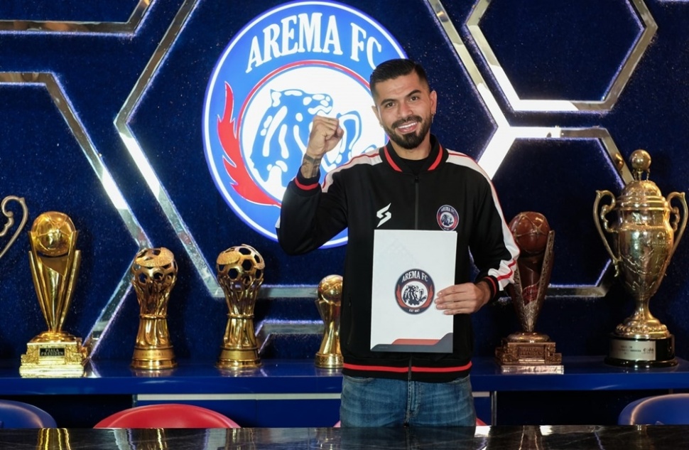 Arema FC resmi merekrut gelandang serba bisa asal Kolombia Julian Guevara. (Liga Indonesia Baru) 