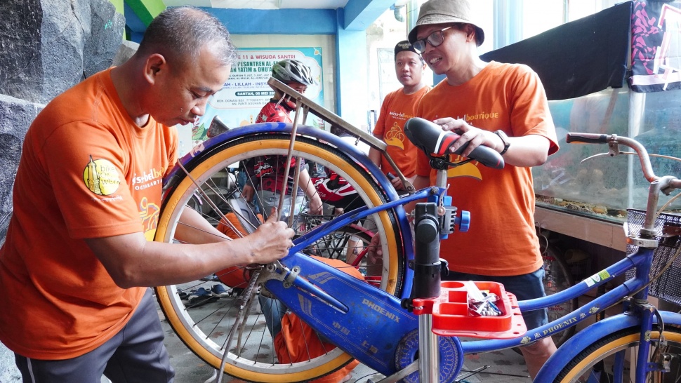 Swiss-Belboutique Yogyakarta Berbagi KeBIKEan ke Panti Asuhan Darun Najah (Ist)