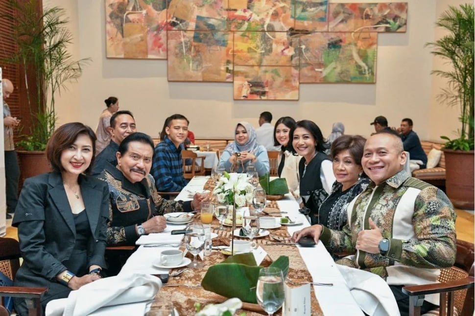 Ulang tahun pernikahan Andika Perkasa dengan Hetty, ada Hafiz Prasetia Akbar dan Angela Adinda (instagram/jenderaltniandikaperkasa)