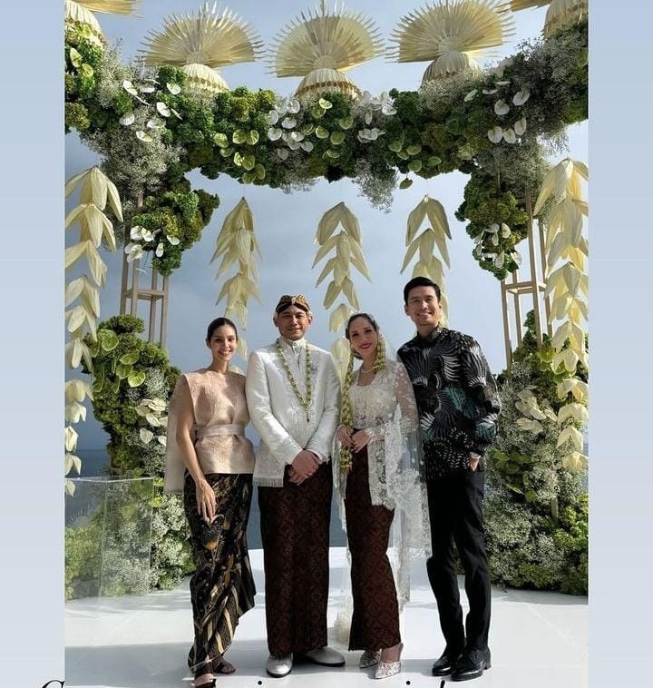 Christian Bautista dan istri hadir di akad nikah BCL dan Tiko Aryawardhana