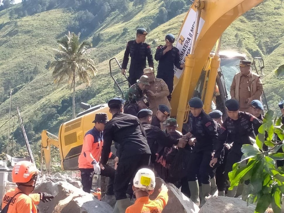 200 Warga Mengungsi Akibat Banjir Bandang Longsor Di Humbahas 10 Orang