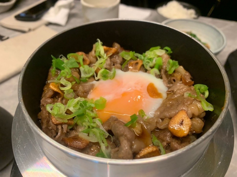 Sukiyaki ala Kansai. (Suara.com/Dini Afrianti)