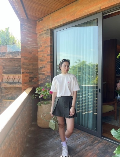 OOTD Rok Mini ala Satine Zaneta. (Instagram/@satinezaneta)