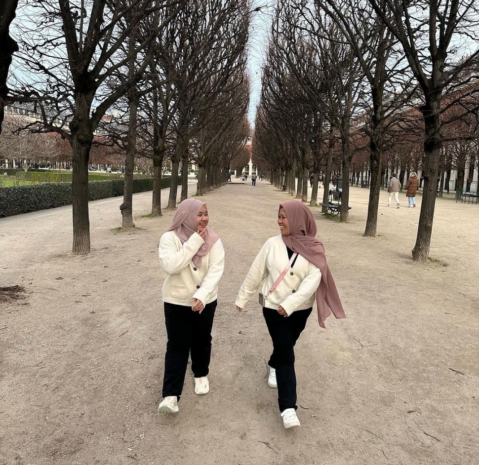 Mbak Lala dan Sus Rini Liburan ke Paris (Instagram)