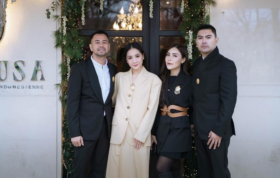 Nagita Slavina dan Raffi Ahmad Saat Resmikan Restoran Le Nusa di Paris (Instagram)