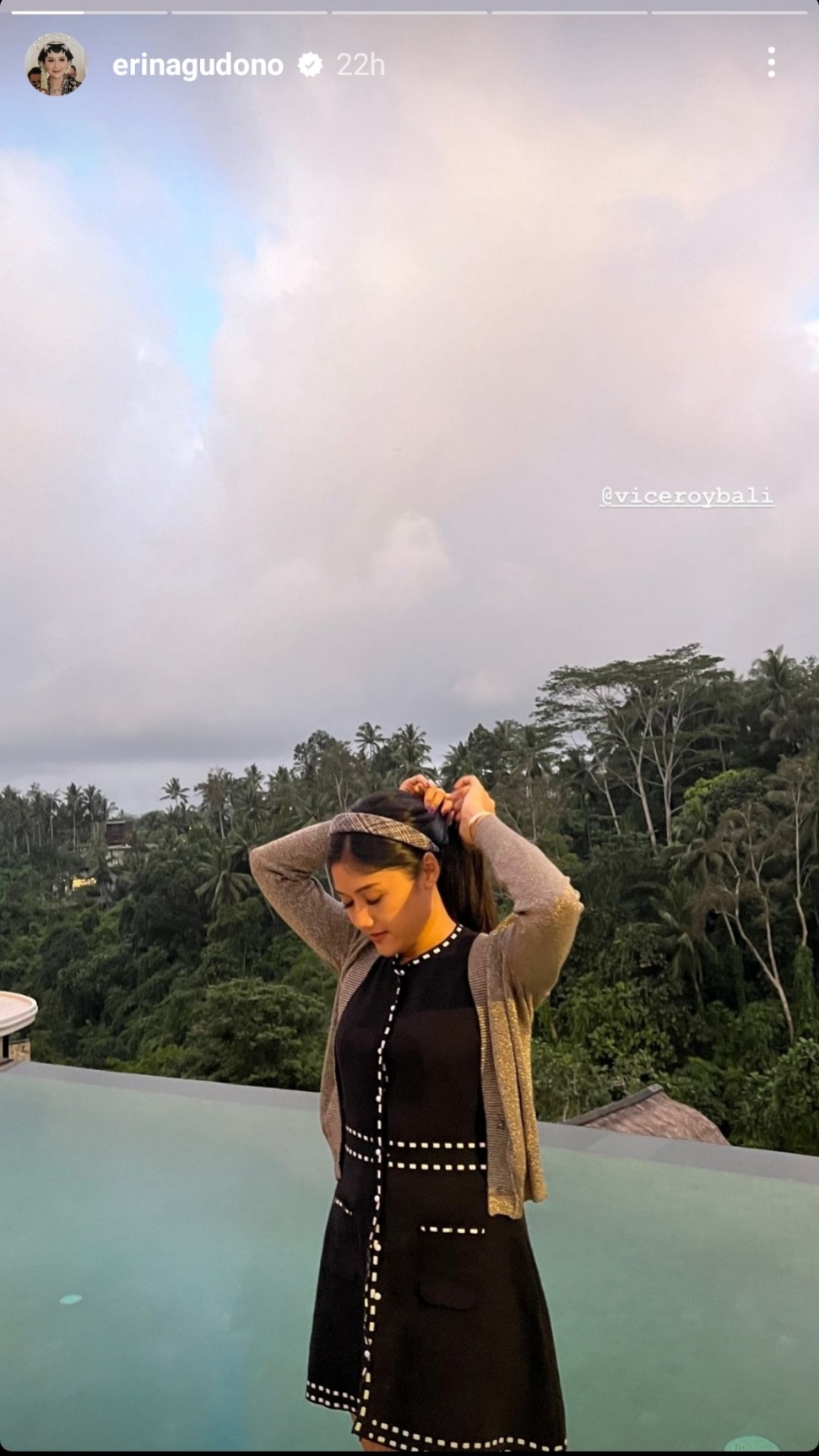 Potret Erina Gudono Rayakan Tahun Baru di Bali. (Instagram/@erinagudono)