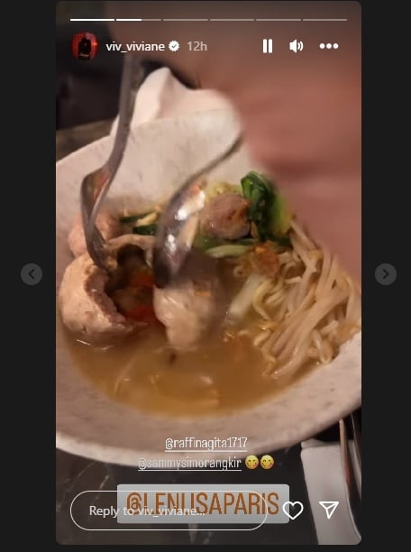 Bakso beranak restoran Raffi Ahmad di Paris. (Instagram/@viv_viviane)