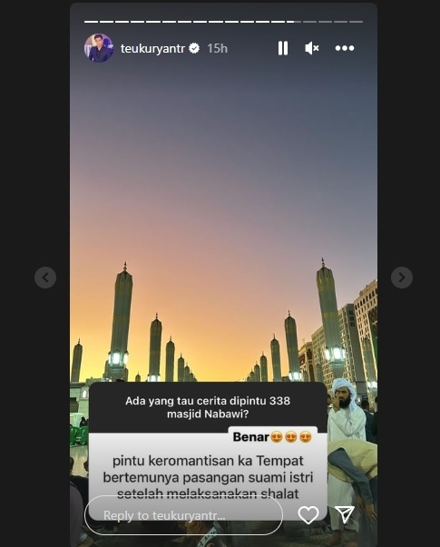 Teuku Ryan unggah foto pintu 338 Masjid Nabawi. (Instagram)