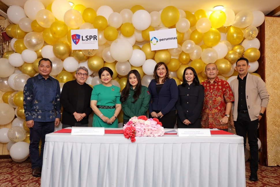 Pandatanganan nota kesepahaman oleh Executive Director LSPR, Ghina Amani Kemal Gani dan Direktur Pemasaran Perum Perumnas, Imelda Alini Pohan pada 15 Januari 2024 ini bertujuan untuk memberikan solusi hunian  impian untuk seluruh Civitas Academicanya. (Foto: Istimewa)