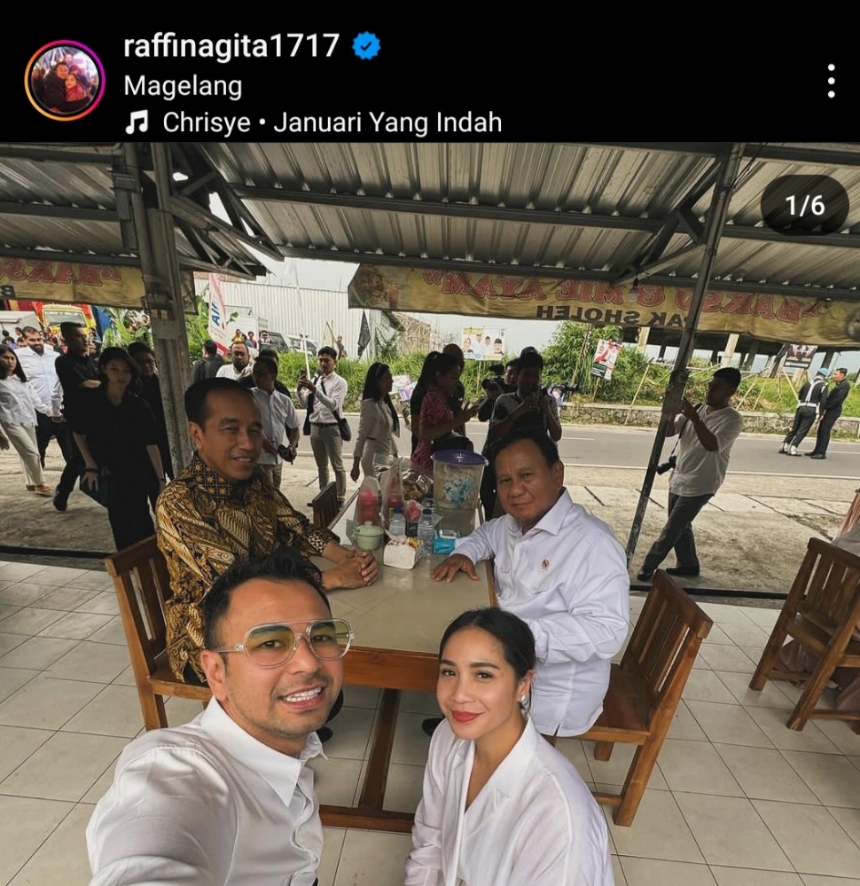 Artis menghadiri acara peresmian Graha Akmil bareng Prabowo dan Jokowi di Magelang, Jawa Tengah, Senin (29/1/2024). (Dok. Tangkapan Layar)