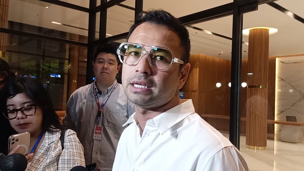 Raffi Ahmad ditemui di kantornya kawasan BSD, Tangerang Selatan pada Kamis (1/2/2024) [Suara.com/Rena Pangesti]
