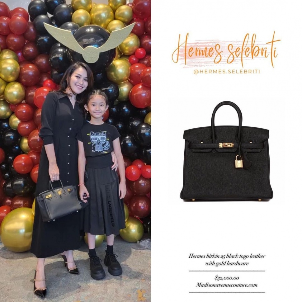Tas branded Ayu Ting Ting yang harganya sampai ratusan juta, yaitu Hermes Birkin 25 berwarna hitam. (Instagram/@hermes.selebriti)
