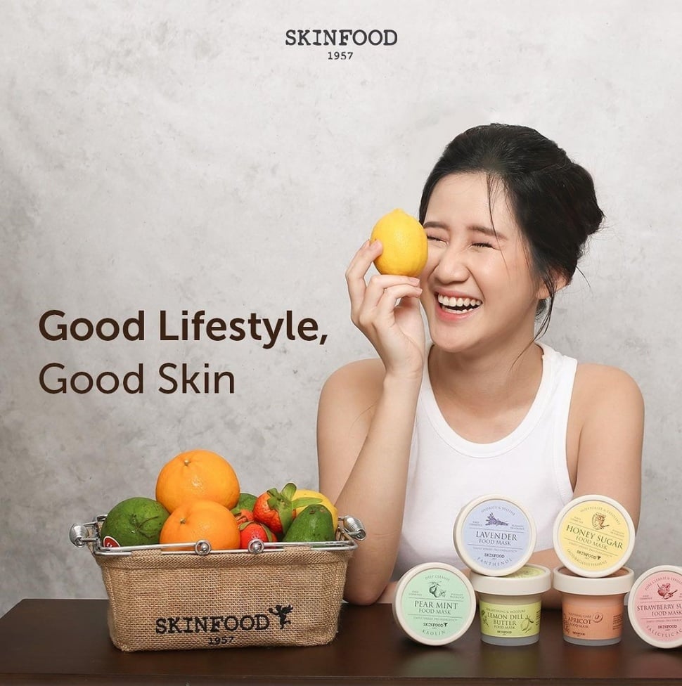 Seri masker wajah berbahan dasar buah dari brand kecantikan asal Korea Selatan, SKINFOOD. (Dok: Istimewa)