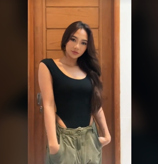 Potret Terbaru Marion Jola Makin Langsing. (TikTok/marionjola)