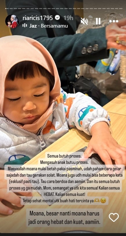 Unggahan Ria Ricis dan Teuku Ryan (Instagram)