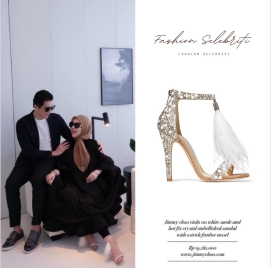 Syahrini Pakai High Heels Rp19,2 Juta. (Instagram)