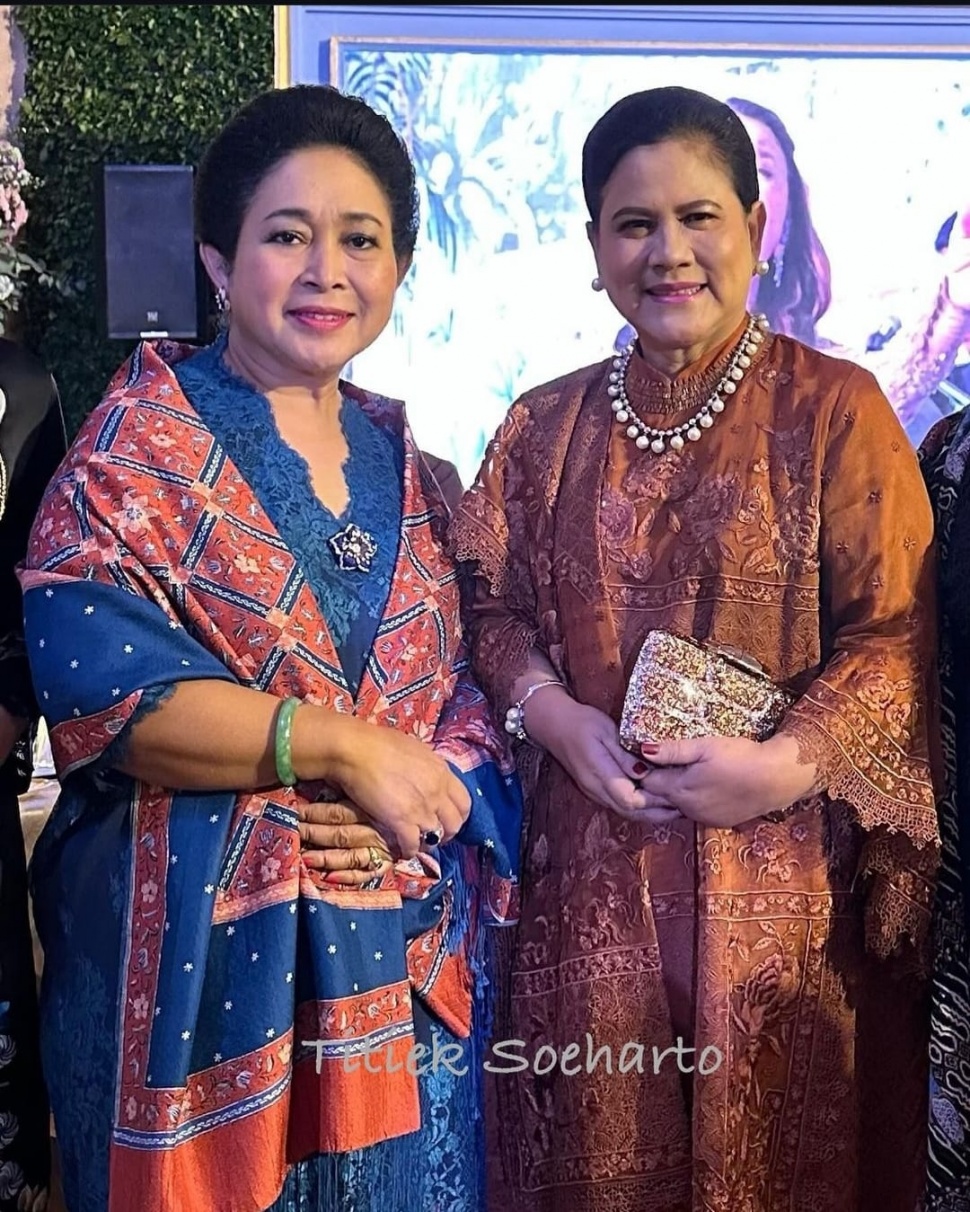 Iriana Jokowi dan Titiek Soeharto (Instagram/@titieksoeharto)